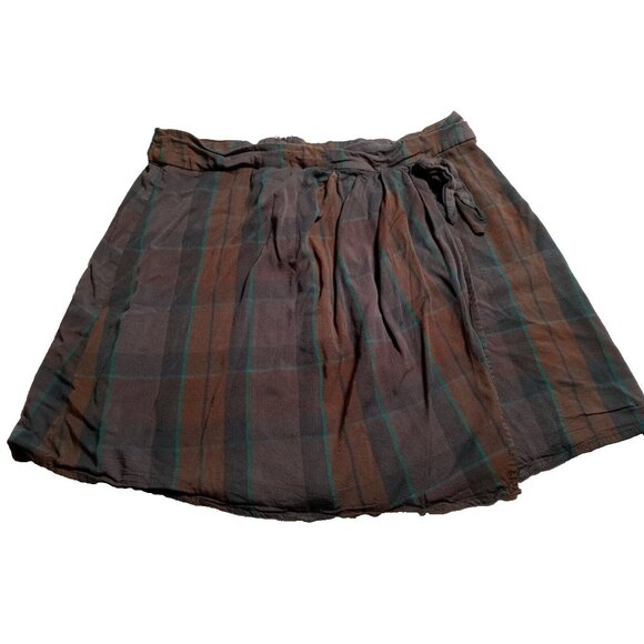 Outlander Size Medium Plaid Skirt from Hot‎ Topic -Runs Small - Picture 1 of 4